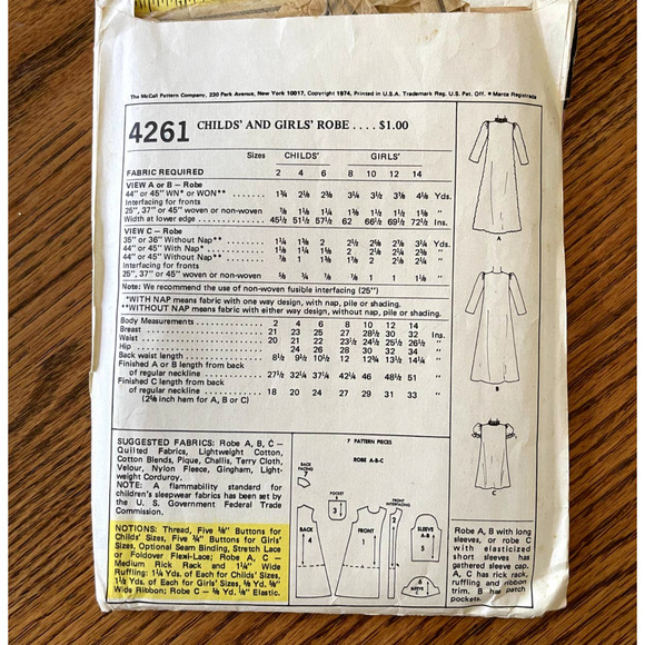 Vintage 1970s McCalls 4261 Sewing Pattern Size XS 14 Robe Nightgown COMPLETE - Picture 2 of 2